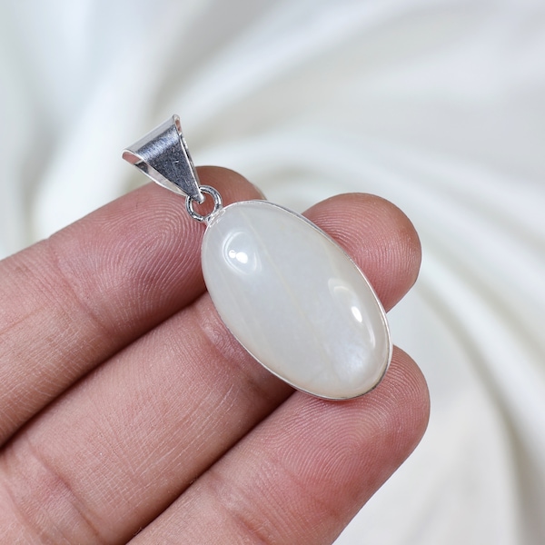 Alluring African Moonstone Cabs Pendant, Oval Pendant, 925 Sterling Silver Pendant, Tiny Pendant, Crystal African Moonstone Necklace Jewelry