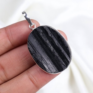 Rough Tourmaline Pendant, 925 Sterling Silver Pendant, Oval Shape Pendant, Black Tourmaline Gemstone Pendant, Tourmaline Druzy Bezel Pendant