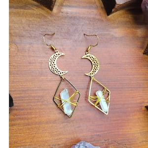 Geometric Dangle Earrings Wire Wrapped Quartz Gemstone Crescent Moon