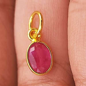 Natural Ruby Charm ,18k Gold Pendant, Solid Gold Pendant, Handmade Gold Charm, Gold Charm Pendant, Natural Ruby Dainty Gold Pendant