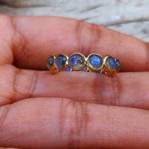 Labradorite Full Eternity Band Ring, 18k Solid Gold Elegant Ring, Natural Labradorite Eternity Ring, Gemstone Ring, Handmade Jewelry Ring