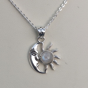 Moonstone sun Necklace , rainbow moonstone pendant ,Solid 925 Sterling Silver ,Handmade Designer Pendant Gifts For Her Anniversary