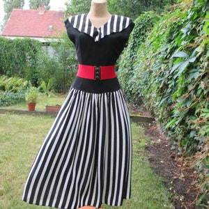 Vintage Striped Viscose Dress: Black & White Midi, EUR38/UK10