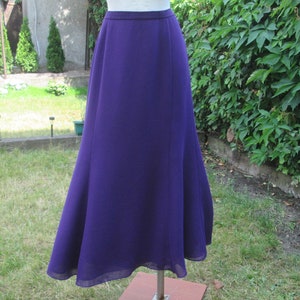 Jolie jupe longue / Jupe longue violette / Jupe longue violette / Taille 40 EUR / 42 / UK12 / 14 image 2