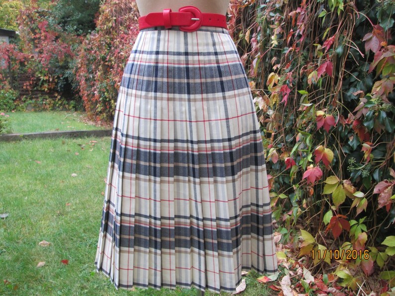 Woolen Pleated Skirt / Pleated Skirt Checkered / Wool Skirt / Woolen Skirt / Rare Skirt Vintage / Skirt Size EUR42 / UK14 image 1