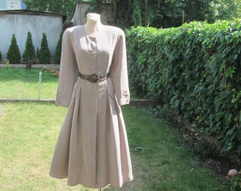 Long Buttoned Dress / Light Beige Dress / Buttoned Dress Maxi / Dress for Tall / Size uk12 / 14 / Rare Dress Vintage