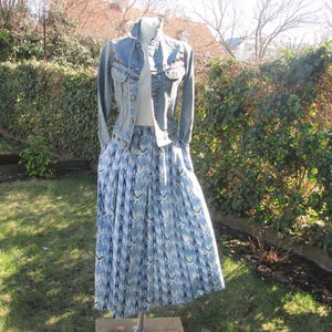 Vintage Maxi Skirt: Blue Viscose, Elastic Waist, Pockets (UK 16/18 Tall Size)