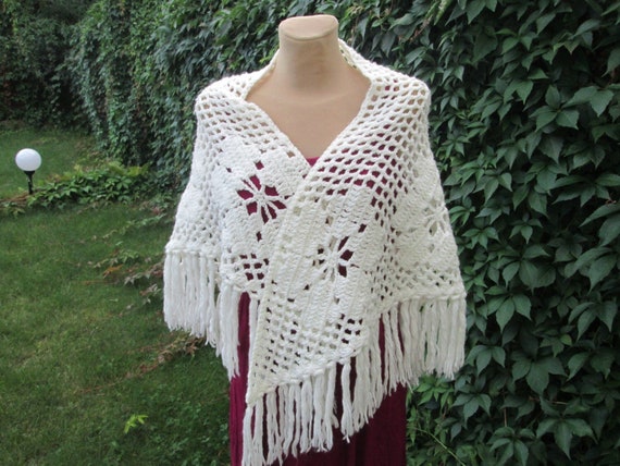 Rare Wool Scarf Vintage: Hand Knitted, White, Tri… - image 1