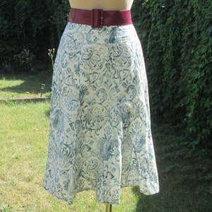 Silk Skirt / Navy White Silk Skirt / Silk with Cotton /  Skirt / Size  EUR42 / UK14 / Summer Skirt / Rare Skirt Vintage / Flared Skirt