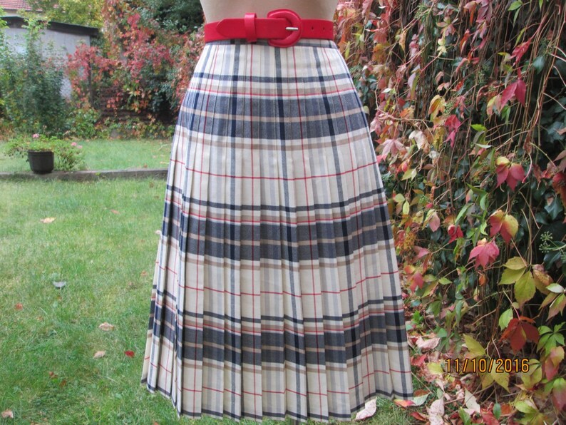 Woolen Pleated Skirt / Pleated Skirt Checkered / Wool Skirt / Woolen Skirt / Rare Skirt Vintage / Skirt Size EUR42 / UK14 image 3