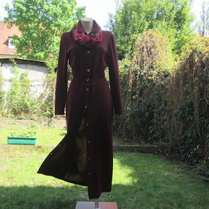 Vintage kastanjebruine wollen maxi-jurk met knopen - maat M