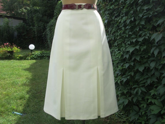 Plus size white skirt vintage 2025