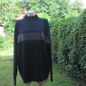 Vintage Cashmere Sweater: Navy & Gray Unisex Knit (XXL Fit)