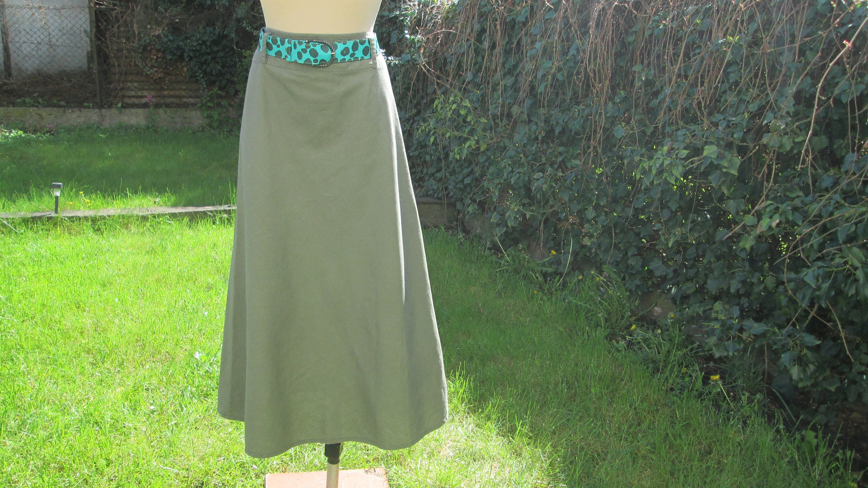 Jupes Monsoon Taille UK 14 - Longueur 28 Pouces - Linen Marron - Très Bon état