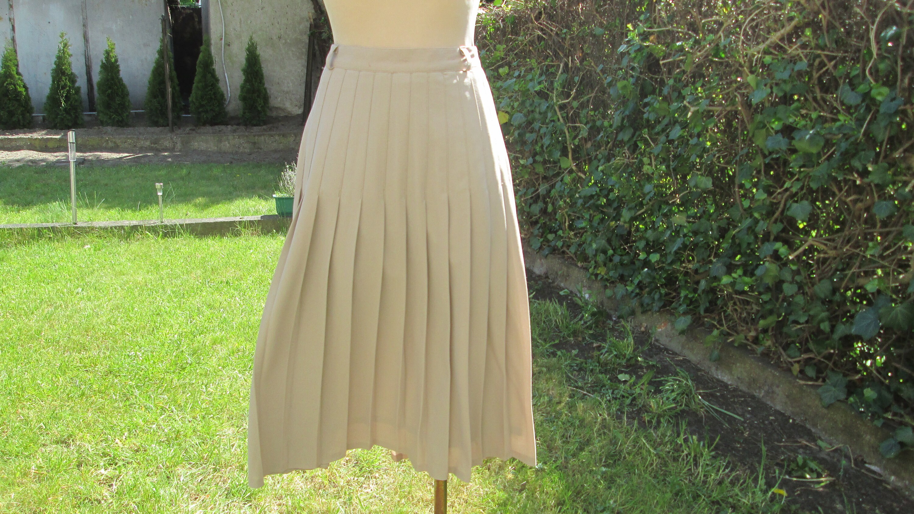 Rare Pleated Skirt / Pleated Skirt Beige / Rare Skirt / EUR44 / 46 X ...
