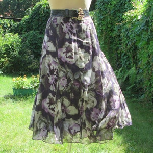 Vintage Violet Silk Skirt: Flared Midi Skirt, EUR44/UK16