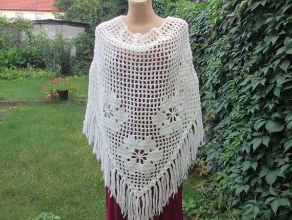 Rare Wool Scarf Vintage: Hand Knitted, White, Tri… - image 5