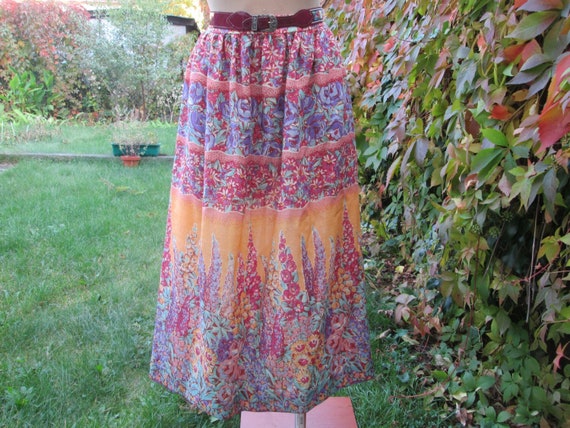 Woolen Skirt / Wool Skirt /Rare Skirt Vintage / S… - image 4