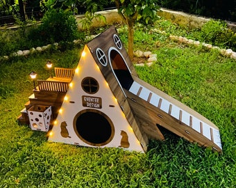 Modern Bungalow Cat House: Extra Large Indoor Cat Castle Bed