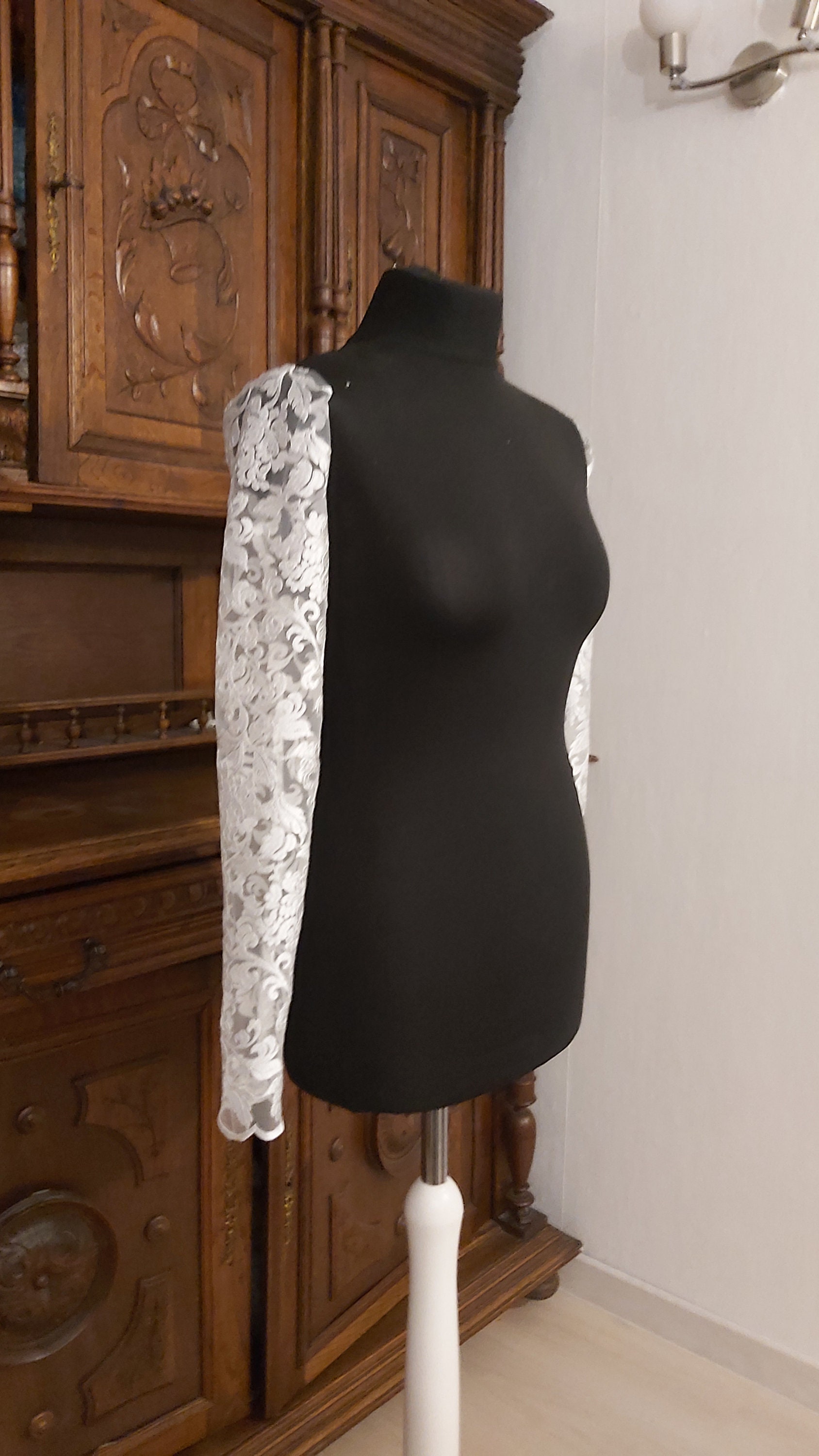 Long Lace Wedding Sleeves, Lace Fingerless Sleeves , Bridal Sleeves