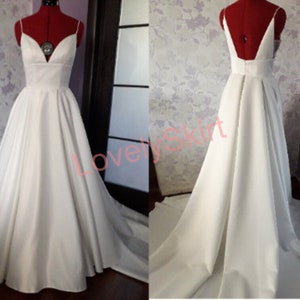 Satin wedding dress spaghetti strap , Satin A-line Wedding Dress , Spaghetti Strap Satin Bridal Gown , Elegant A-line Satin Wedding dress