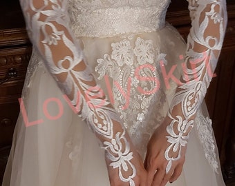 Lace Wedding Fingerless Gloves with finger loop, Embroidery Sleeves , Long lace Sleeves, Detachable Lace Wedding Sleeves, Bridal Sleeves