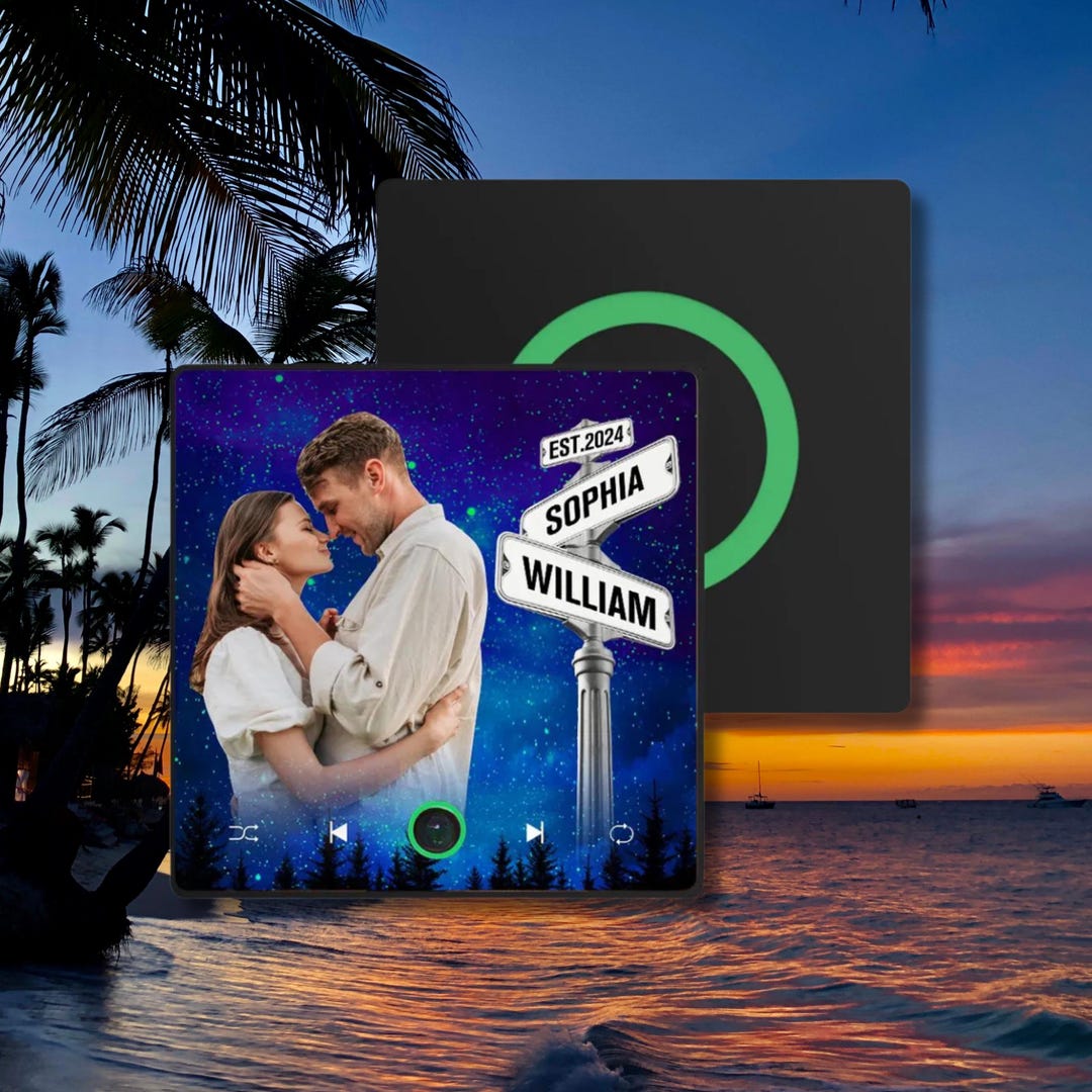 A Fridge Magnet That Plays Your Memory. Personalised