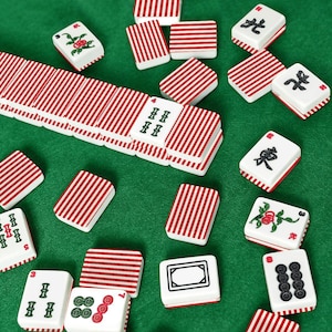 Custom American Mahjong Tiles Red White Stripe | 166 Piece Mahjong Set with Jokers | Preppy Mahjong Tiles | Retro Americana Mahjong Gift image 9
