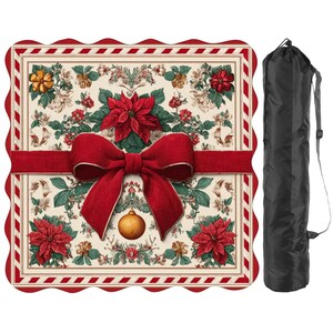 Christmas Mahjong Mat, Scalloped Mahjong Mat, Holiday Mahjong Gift, Poinsettia Mahjong Table Cover, Mahjong Accessories, 26x26 or 33x33 Bild 2