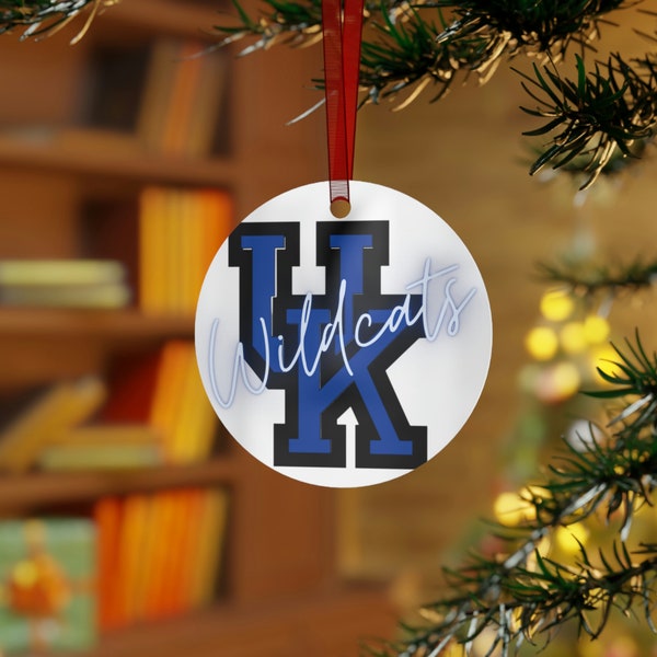 Kentucky Wildcats 12 Inch Round Metal Embossed Sign – Hangtime, Made In USA