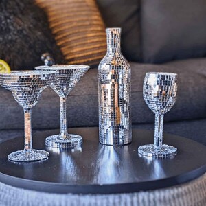 Disco Delight-barset - coole barornamenten - martiniglas - Margarita - wijnglas - wijnfles - sculptuur spiegelbol - funky cadeau