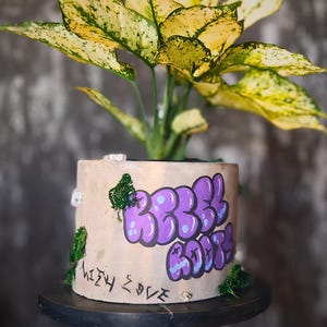 Maceta personalizada con grafiti, maceta de hormigón con nombre personalizado, organizador de escritorio.