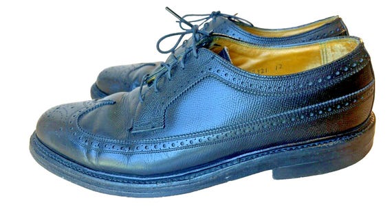 FLORSHEIM IMPERIAL Kenmoor Gunboat Vintage Black Longwing Tip 