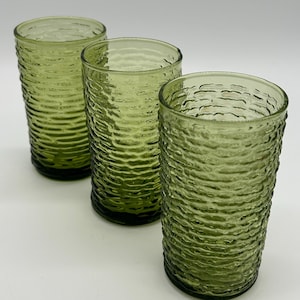 Vintage Anchor Hocking Soreno Avocado Green Pressed Bark Flat Iced Tea Glasses 12oz Set of 3 | MCM Anchor Hocking Glass Water Tumblers 3pc