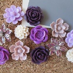 Chinchetas elegantes, 12 chinchetas, morado berenjena, malva, rosa con cristales, lavanda, para tablones de anuncios, decoración de habitaciones, material de oficina, tableros de dibujo