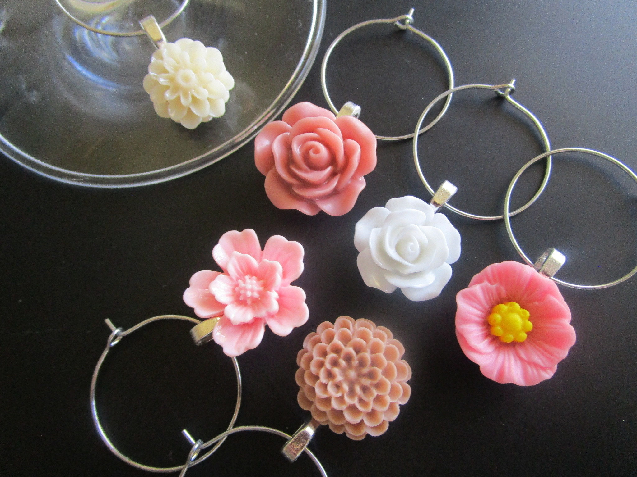 Wine Charms, Pretty Wine Tags, Set of 6, Drink Marker, Housewarming Gift, Pink, Tan, White, Flowers