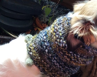 Glacier - Snood for dog wool with pompoms