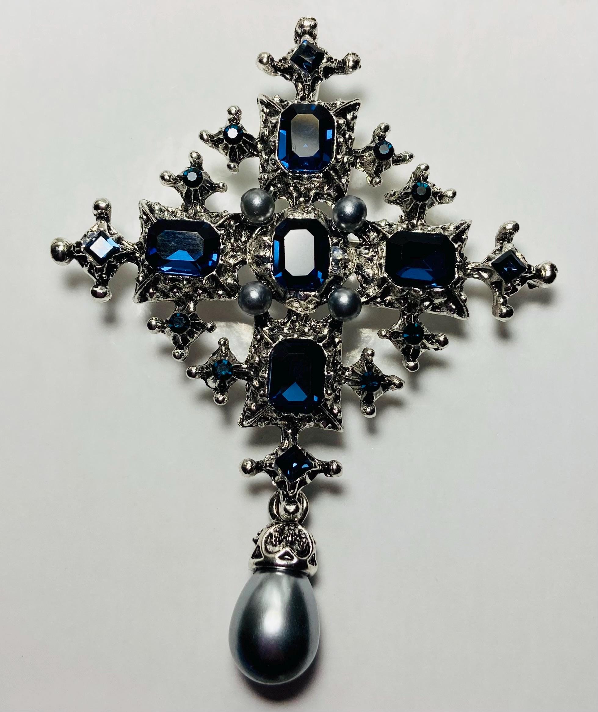 Maltese Cross Brooch - Etsy