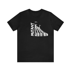 Mutant Blut am Uhrenturm inspiriert Unisex Shirt