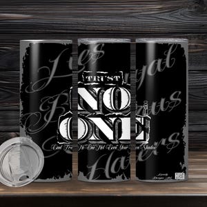 Trust No One 20 oz Skinny Tumbler Wrap, Design de sublimação, PNG, Download digital, Preto e cinza, Design SDA