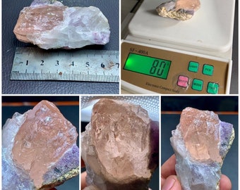 La morganite associe un spécimen de lapédolite violette, une morganite à facettes, un cadeau d'anniversaire, un cadeau d'anniversaire, une pierre de naissance de décembre, un cadeau pour la fête des mères