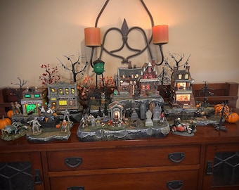 Set of 8 Display Platforms Carved All-Around (Houses NOT Included) for Dept 56 or Lemax Villages - In 5 Colors for Christmas or Halloween