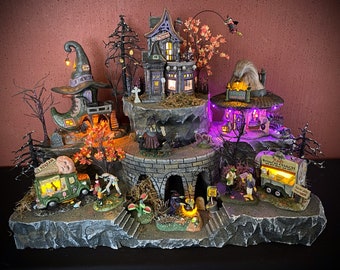 Spooky Hollow Display Platform (Houses/Accessories NOT Included) for Dept 56 or Lemax Halloween Village - Free Shipping