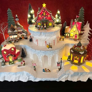 Snowy Hollow Display Platform (Houses/Accessories NOT Included) for Dept 56 or Lemax Christmas Village - Free Shipping