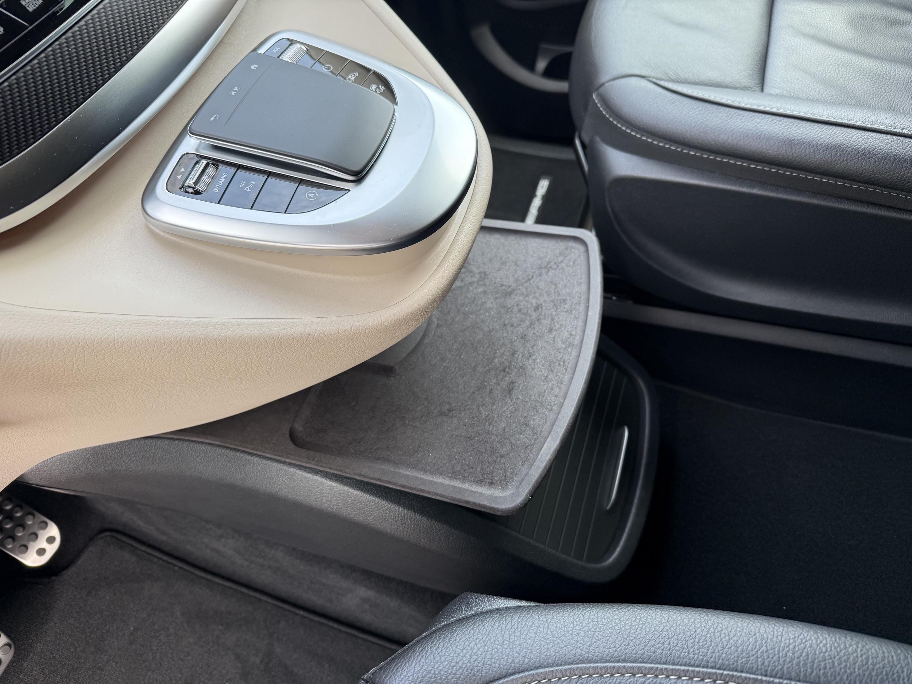 Mercedes V-Class mobile phone holder shelf for center console Vito Viano Marco Polo W447 W448