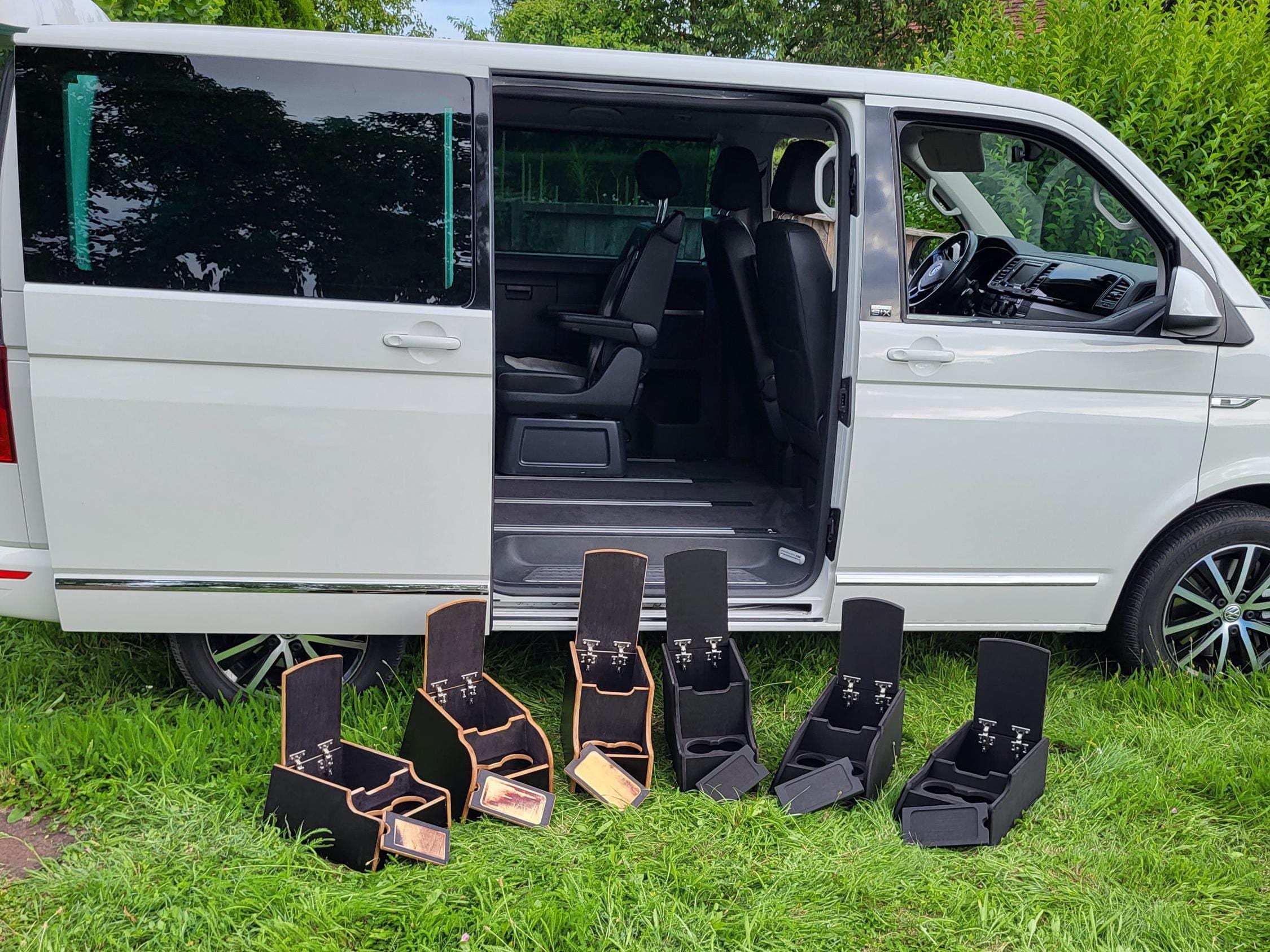 Le coulissant arrière en aluminium pour les VW T5, T6 et T6.1 California Beach et