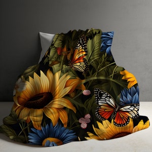 Sunflower Gift, Sunflower Blanket, Sunflower decor, Blanket for bed, fleece blanket, Cottagecore decor, floral throw, gift for her