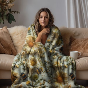 Bee blanket, Spring decor, Bee keeper gift, bee lover, fleece blanket, bee lover gift, Gift for her, Sofa throw, bee decor, embroidery gift