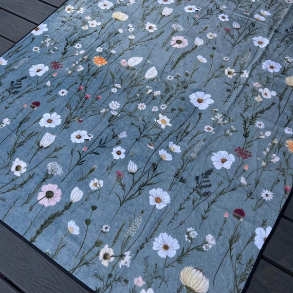 Picnic Blanket, waterproof picnic blanket, floral picnic blanket, camping blanket, playdate blanket, park blanket, gift for mom, beach gift