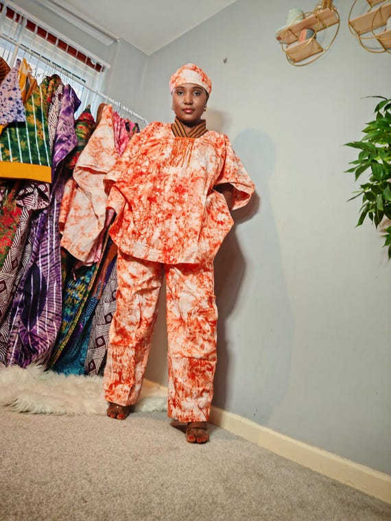 Adìrẹ Two Piece African Agbada Set: Handmade Tie Dye Top & Trousers view 2